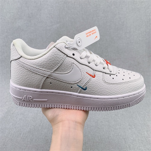 women air force one shoes 2022-11-21-057